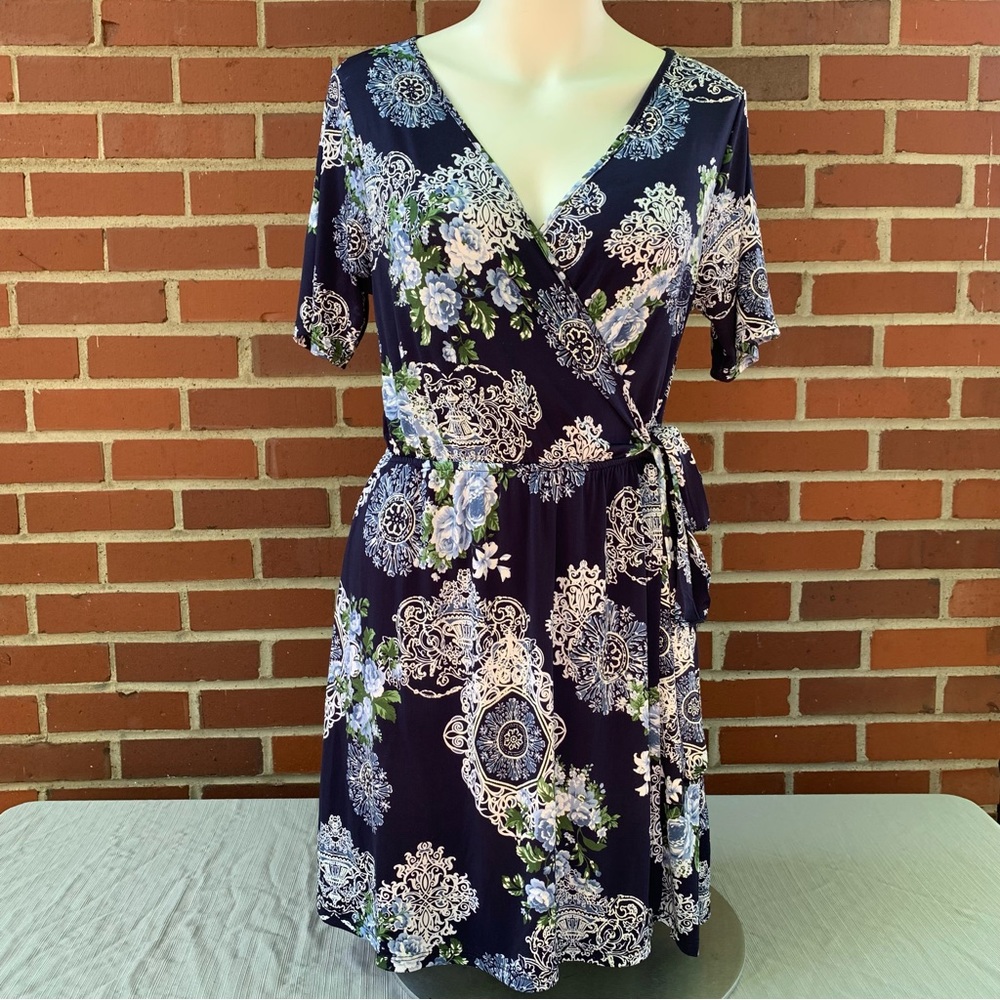 Cherry on Top floral blue and purple hydrangea wrap dress- M